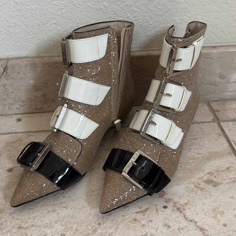No 21 ankle boots / never worn / 36